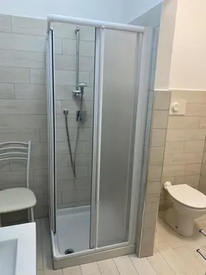 Bagno di senza pensieri via 4 novembre/via diaz