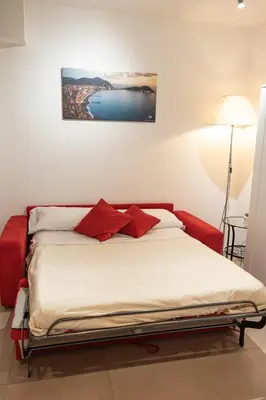Letto o letti in una camera di 069 - Casa TRAMONTO, in CENTRO, 450metri da Mare Spiaggia
