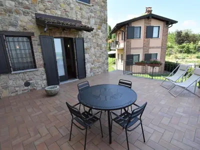 Patio o area all'aperto di Holiday Home La Corte Bricca - Trilo Torretta by Interhome