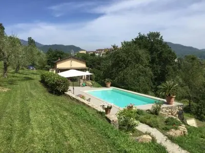 Piscina di CASA DELLA LUCE private pool o nelle vicinanze