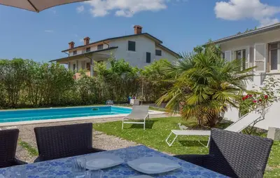 Piscina di Villa Maria o nelle vicinanze