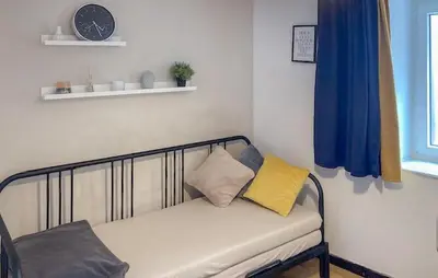 Area soggiorno di Cozy Apartment In Moneglia With Kitchen