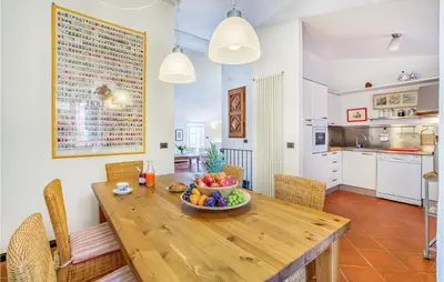Cucina o angolo cottura di Awesome Home In Moneglia With Kitchen