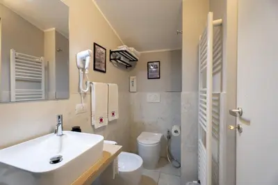Bagno di Affittacamere Orchidea for Tourists Hesperia Hosp