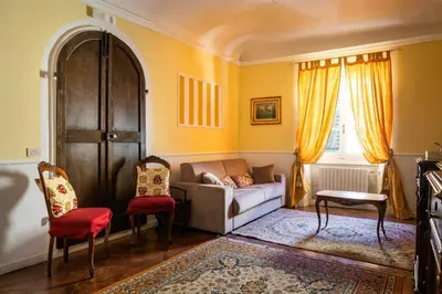 Area soggiorno di Foresteria di Palazzo Picedi - Historic Rooms Sarzana