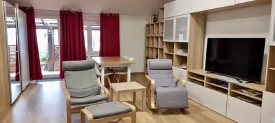 TV o dispositivi per l'intrattenimento presso CASA VACANZA CON PISCINA,AREA GIOCHI BAMBINI.