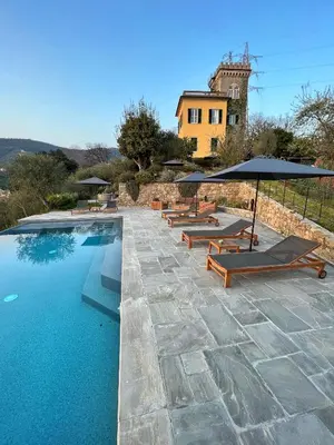 Piscina di Torre Scribanti o nelle vicinanze