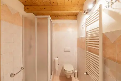 Bagno di 025- La casa di Esmeralda (011017-LT-0667)