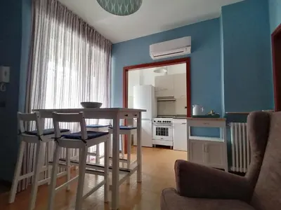 Cucina o angolo cottura di P in centro
