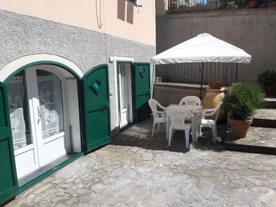 Patio o area all'aperto di Appartamento Il giardino