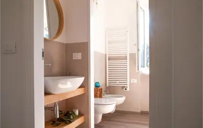 Bagno di Beautiful Apartment In Moneglia