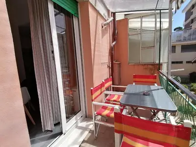Balcone o terrazza di P in centro 2
