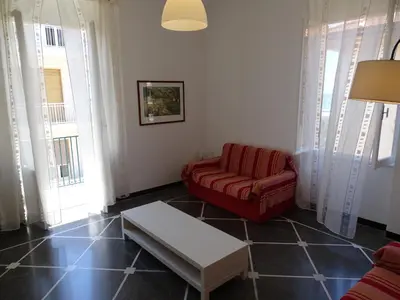 Area soggiorno di Casa Jacopo 50 mt dal mare