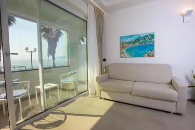 Area soggiorno di VistAmare Luxury Retreat Appartamenti