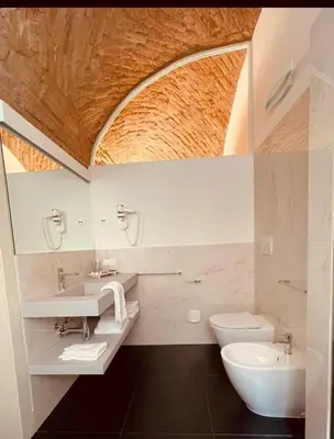 Bagno di Palazzo Borgocolonne Apartments - Manu Maison