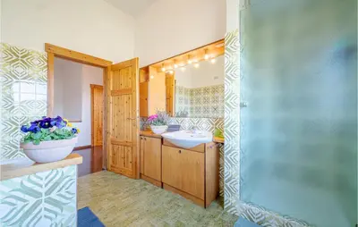 Bagno di Lovely Home In Moneglia With Wifi