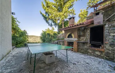 Attrezzature per ping pong presso Lovely Home In Moneglia With Wifi o nelle vicinanze