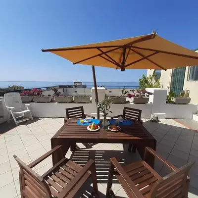 La terrazza tra il Mare e gli Ulivi by Holiday World