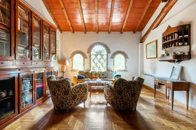 Cucina o angolo cottura di GuestHost - Splendido apt con piscina e parking a Colorno