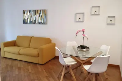 Area soggiorno di Casa Riccò di Cinzia e Samuele