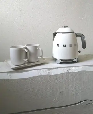 Set per la preparazione di tè e caffè presso La Pervinca - Ospitalità, Natura, Cura