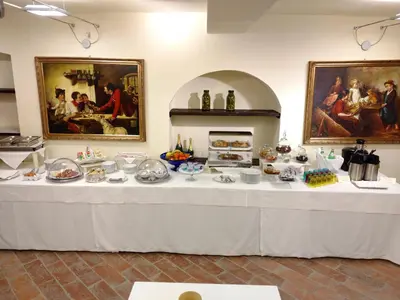 Cibo presso l'hotel o nelle vicinanze
