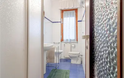 Bagno di 1 Bedroom Lovely Apartment In Rapallo
