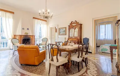 Area soggiorno di Cozy Home In Zoagli With Wifi