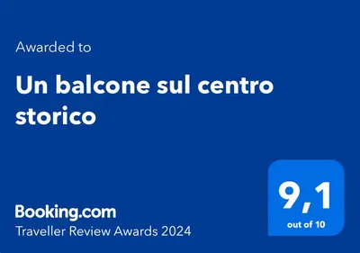 Certificato, attestato, insegna o altro documento esposto da Un balcone sul centro storico