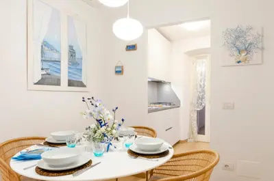 Cucina o angolo cottura di Appartamento di design