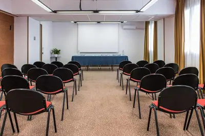 Zona business o sala conferenze di Idea Hotel Piacenza