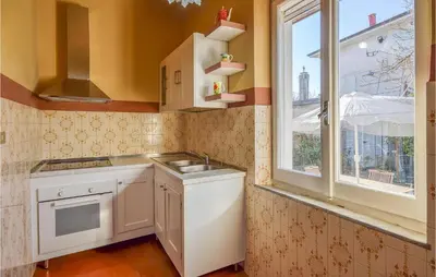 Cucina o angolo cottura di Amazing Home In Santo Stefano Magra
