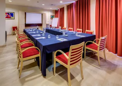 Zona business o sala conferenze di Holiday Inn Express Parma by IHG