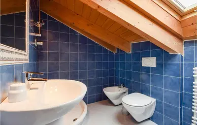 Bagno di 2 Bedroom Amazing Apartment In Moneglia