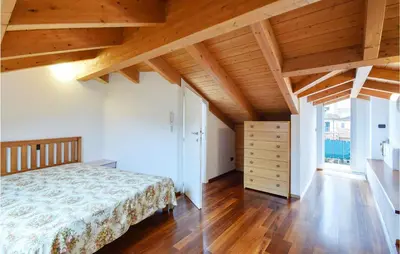 Letto o letti in una camera di 2 Bedroom Amazing Apartment In Moneglia