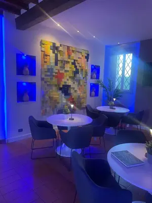 Area soggiorno di Confidence Hotel Ligabue