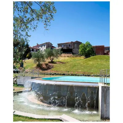 Piscina di Casa in Lunigiana - Bianca o nelle vicinanze