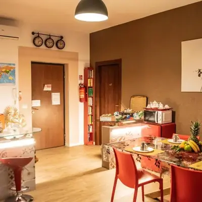 Emmanueli65 fronte clinica per 4 matrimoniale e castello