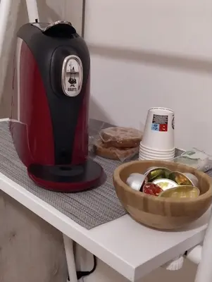 Set per la preparazione di tè e caffè presso La Casa Dell'Arco
