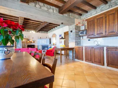 Cucina o angolo cottura di Apartment Il Girasole by Interhome