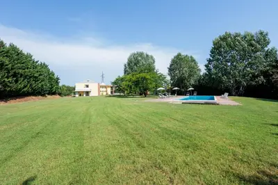 Piscina di Eurhotel o nelle vicinanze