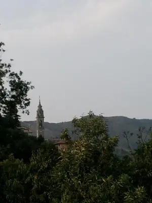 Paesaggio naturale nelle vicinanze della casa vacanze