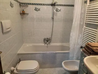 Bagno di Appartamento IL PINO 19