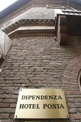 Certificato, attestato, insegna o altro documento esposto da Albergo Reggio