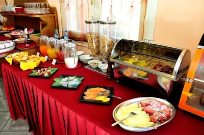 Cibo presso l'hotel o nelle vicinanze