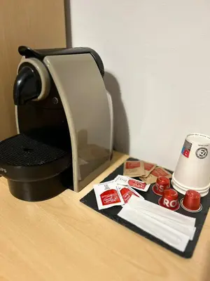 Set per la preparazione di tè e caffè presso Amica