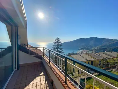 Paesaggio naturale nelle vicinanze della villa