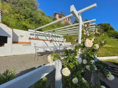 Giardino di Appartamento Moneglia