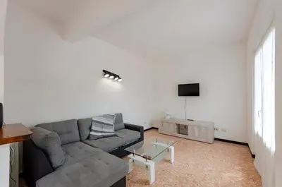 Area soggiorno di JOIVY Family Flat with 3 Balconies, 10 Min to Beach