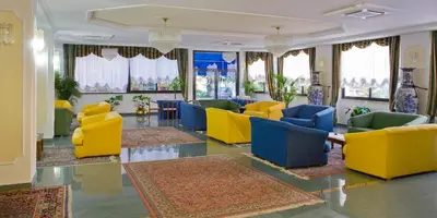 Area soggiorno di Valdenza Hotel
